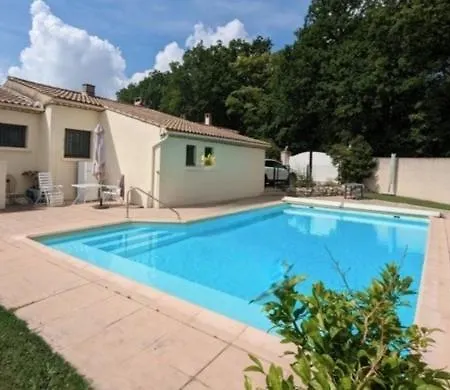 Villa Charmante Avec Piscine A 8 Minutes D'uzes *